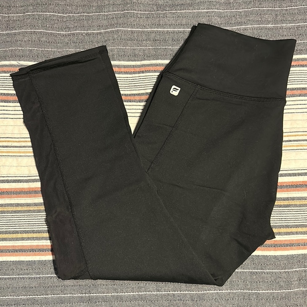 Fabletics - Mila High Waisted Capri, Small